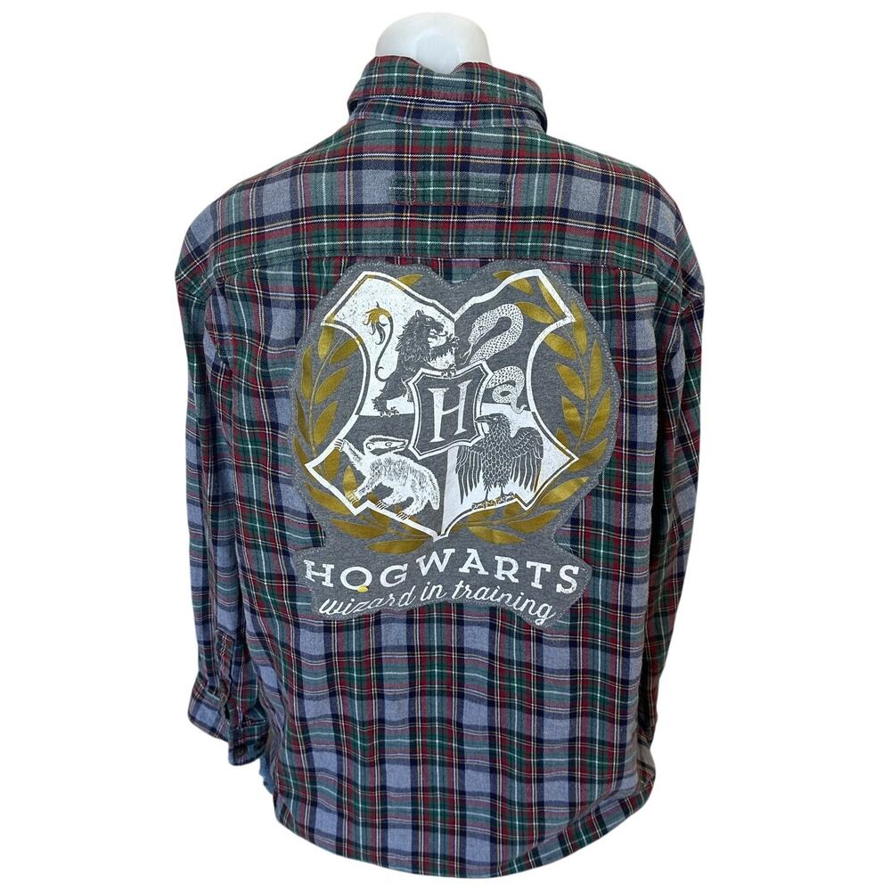 Harry Potter Plaid Flannel Shirt XL Oversize Unique Hogwarts Coat of Arms Wizard